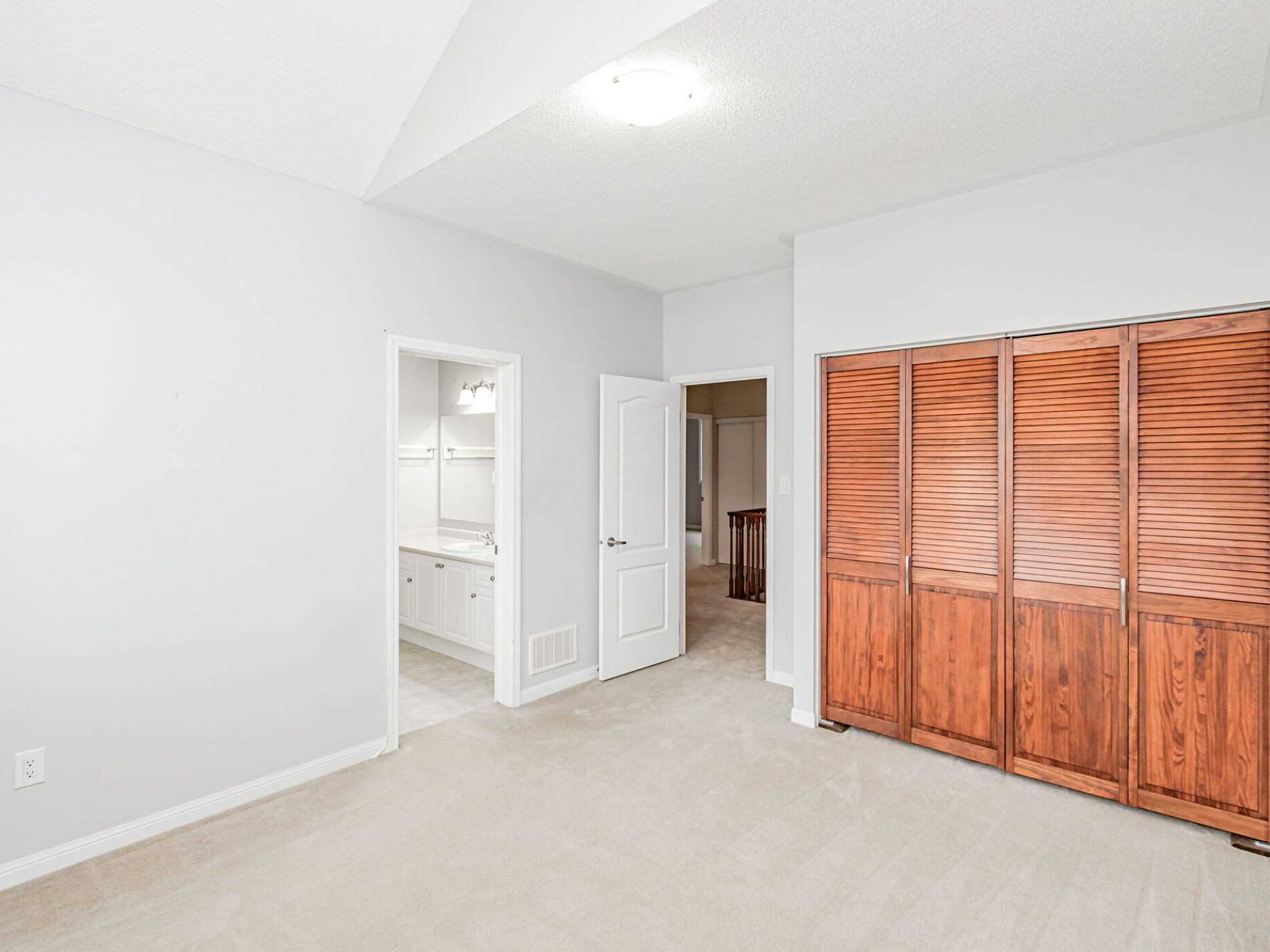 754 Savoline Blvd