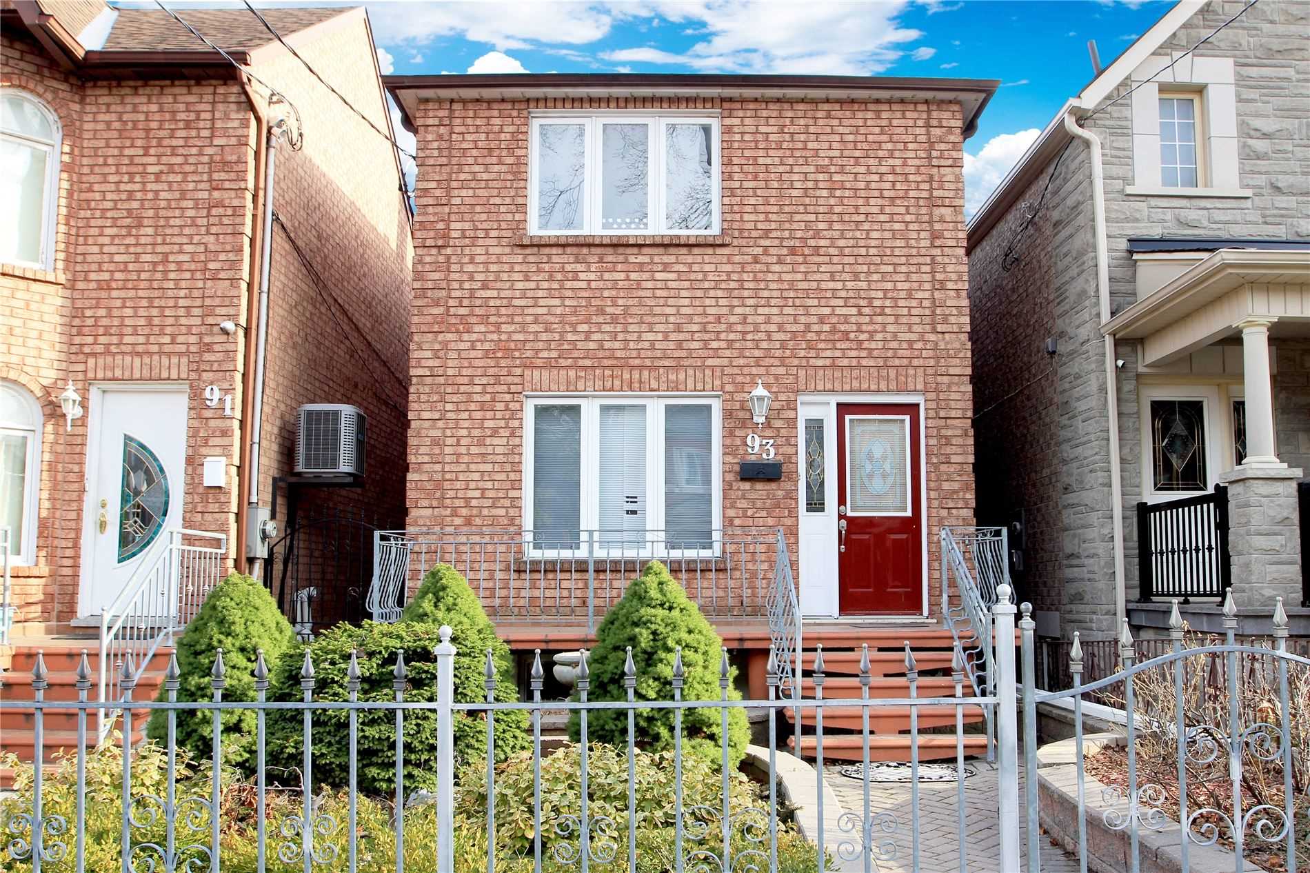 93 Armstrong Ave