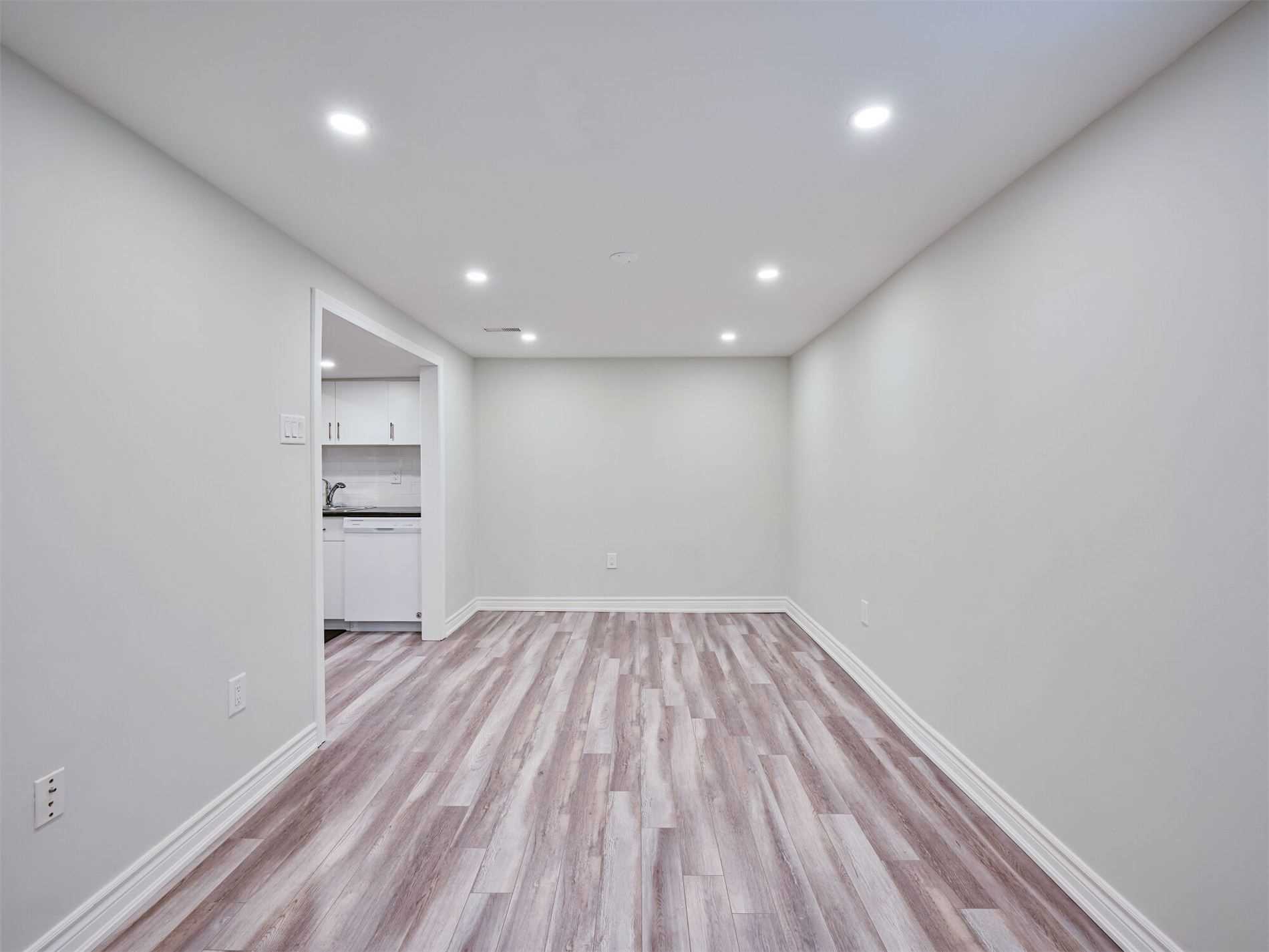 6590 Treviso Terr, #Bsmt