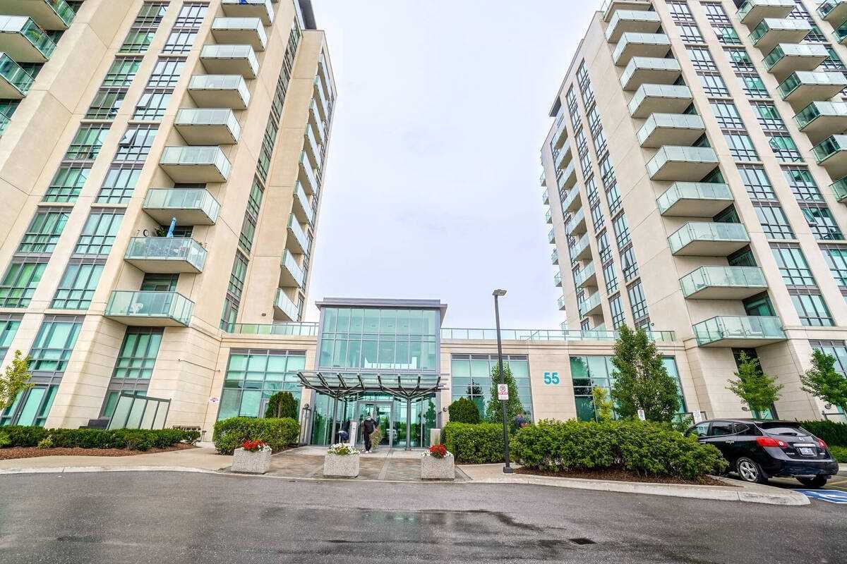 55 Yorkland Blvd W, #305