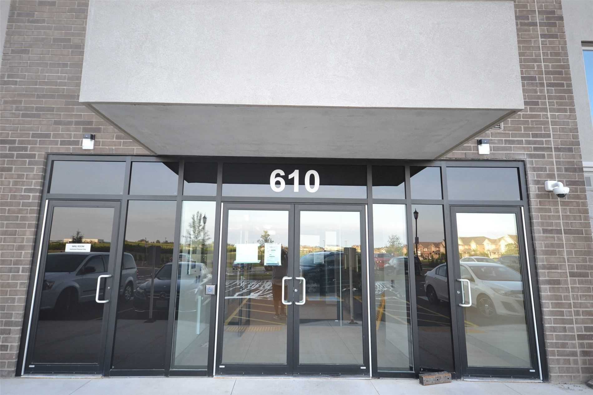 610 Farmstead Dr, #514