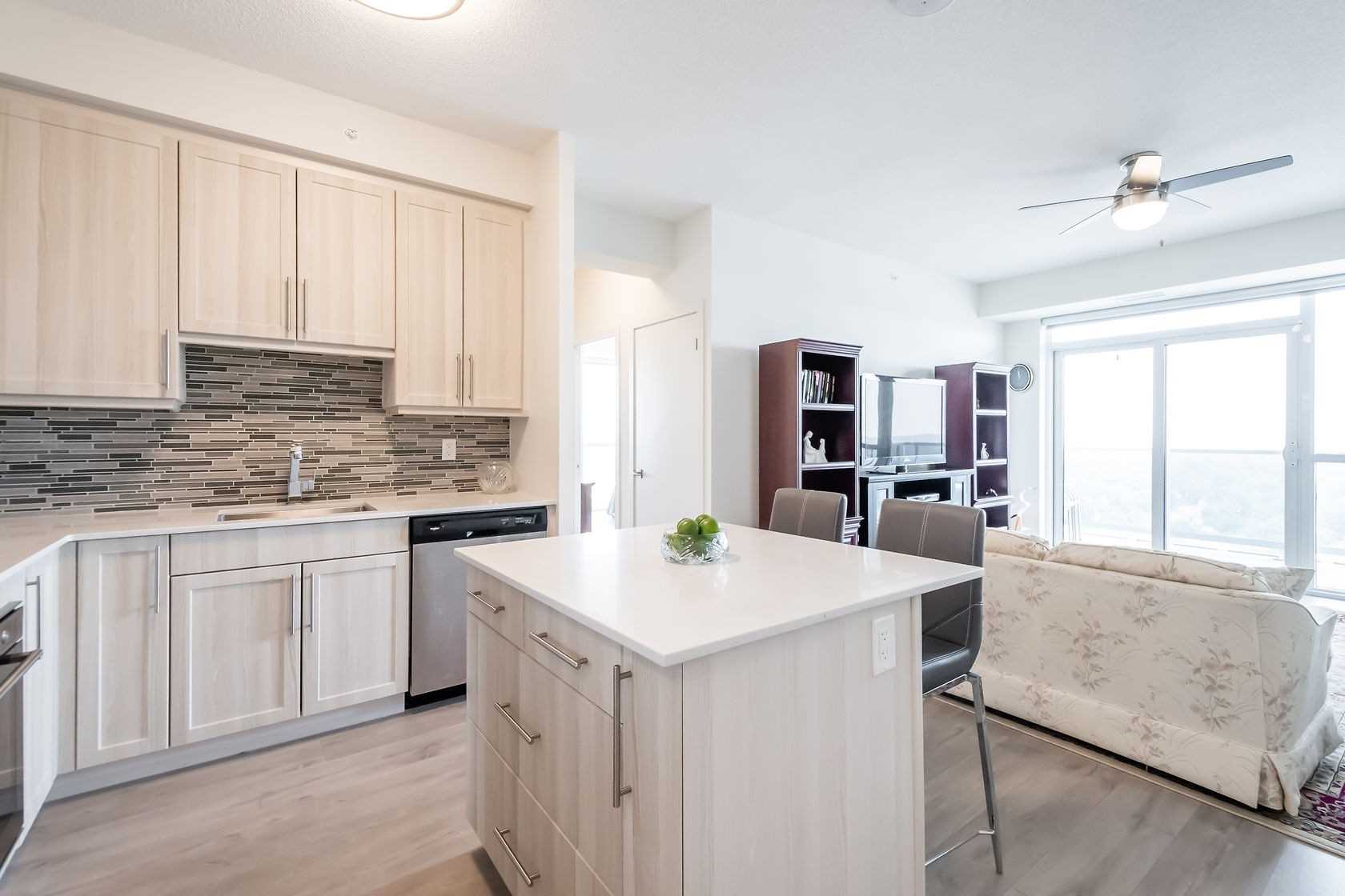 2093 Fairview St, #1602