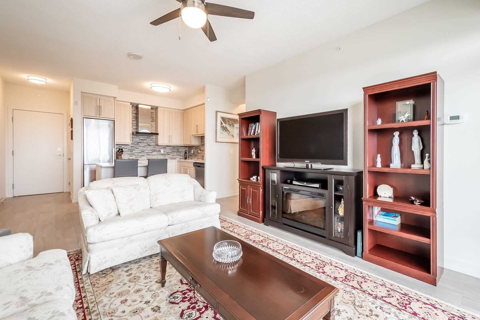 2093 Fairview St, #1602