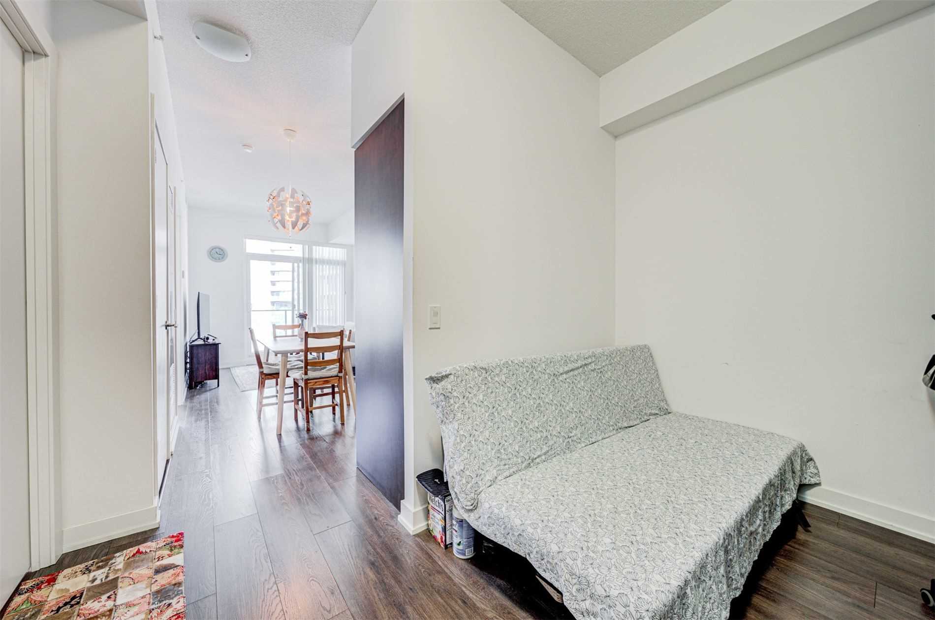 2220 Lakeshore Blvd, #2803