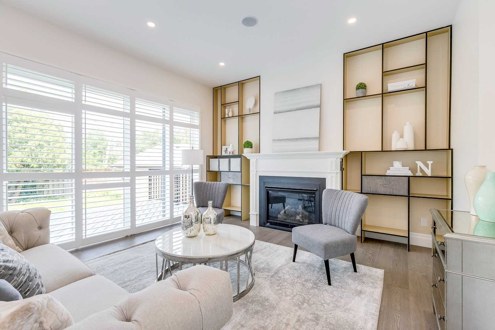 325 Ashbury Rd