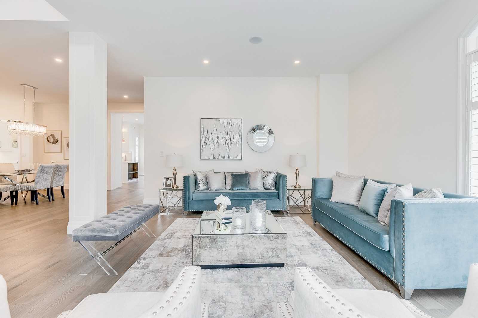 325 Ashbury Rd