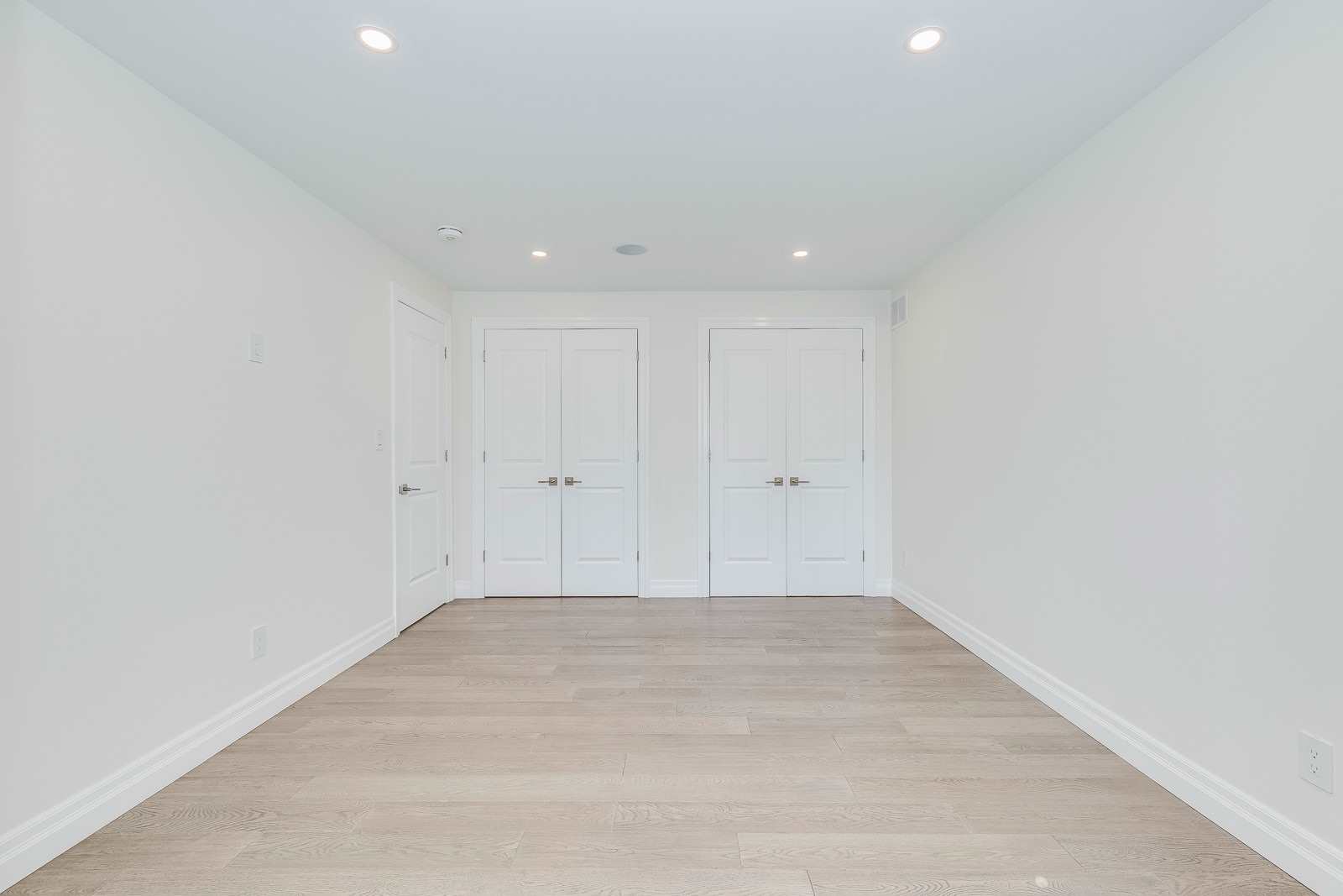 325 Ashbury Rd