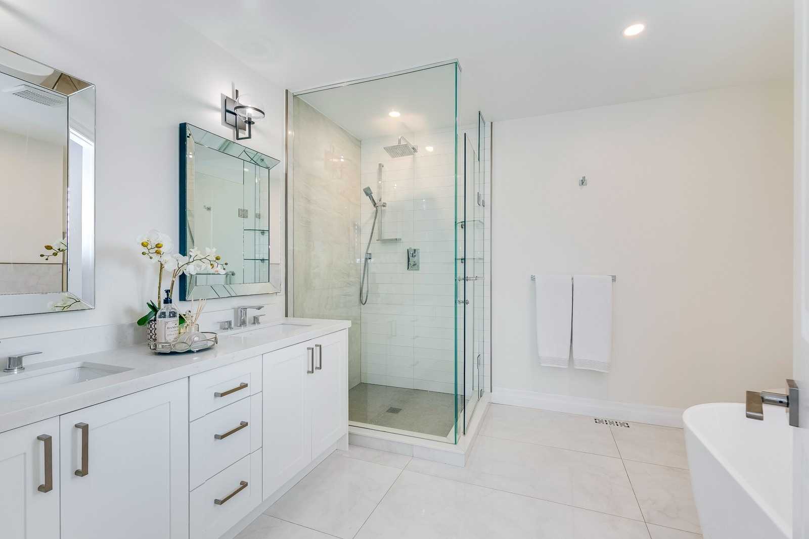 325 Ashbury Rd