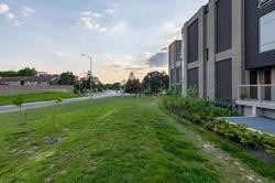 11 Applewood Lane, #112