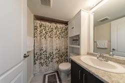 11 Applewood Lane, #112