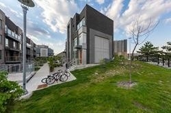 11 Applewood Lane, #112
