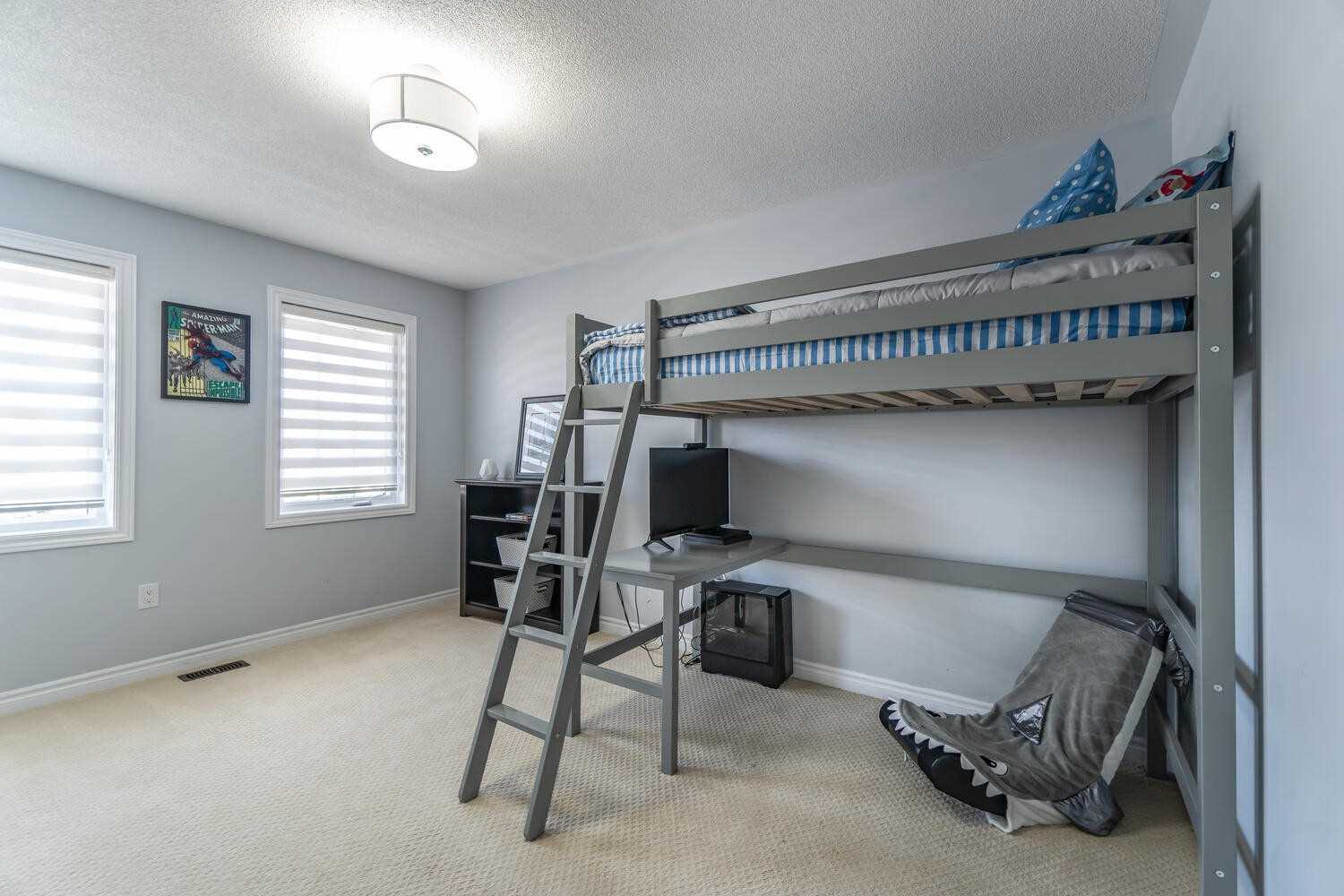 34 Hamilton Crt
