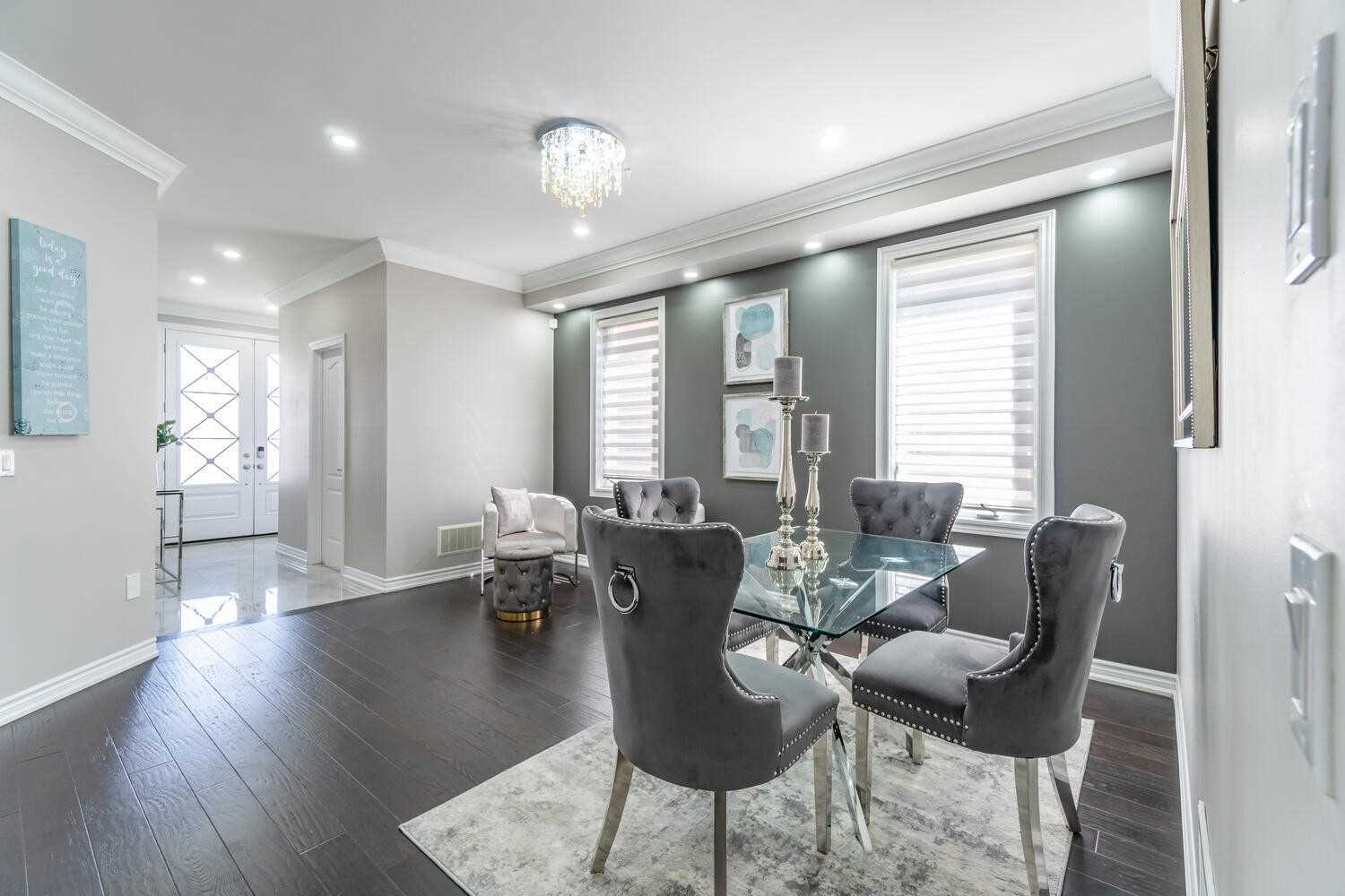 34 Hamilton Crt