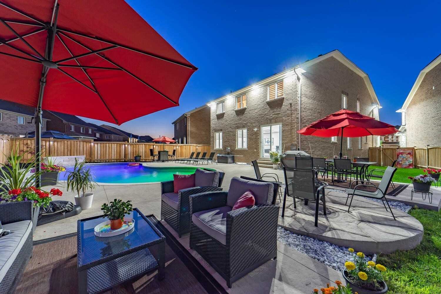 34 Hamilton Crt