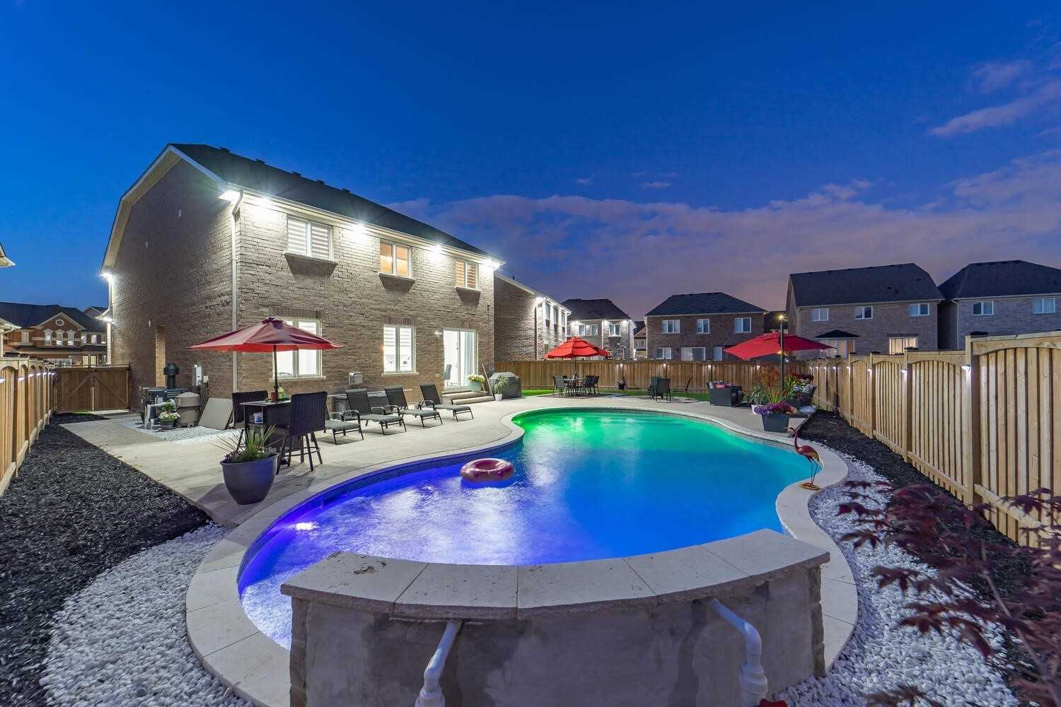 34 Hamilton Crt