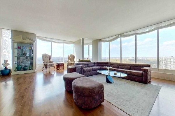 2045 Lake Shore Blvd W 2045 Lake Shore Blvd W