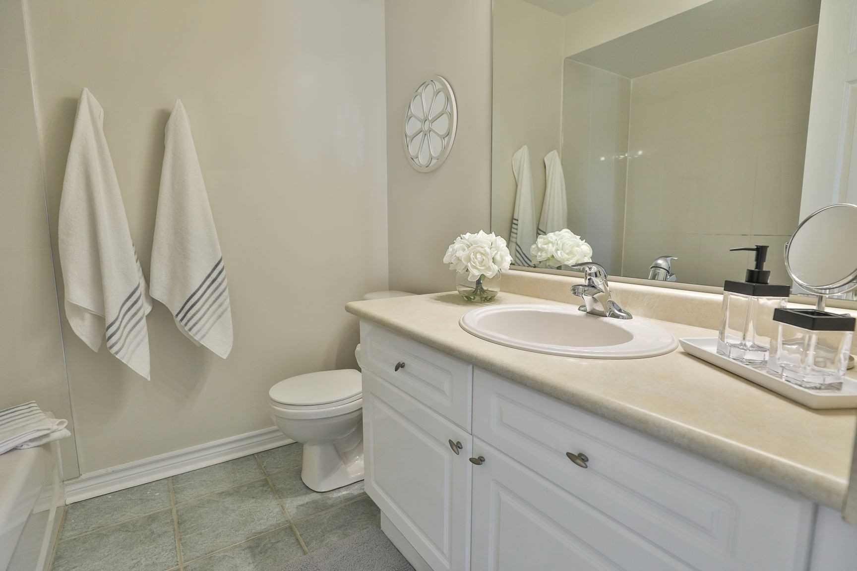 300 Ravineview Way, #19