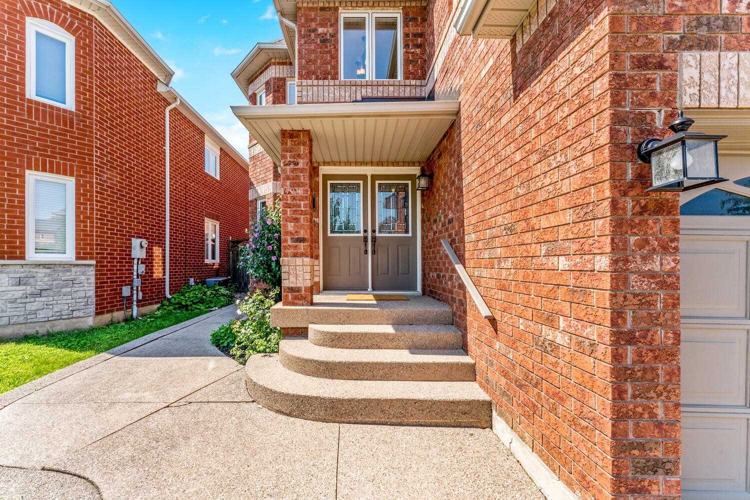 Listing W5329619 - Large Photo # 4