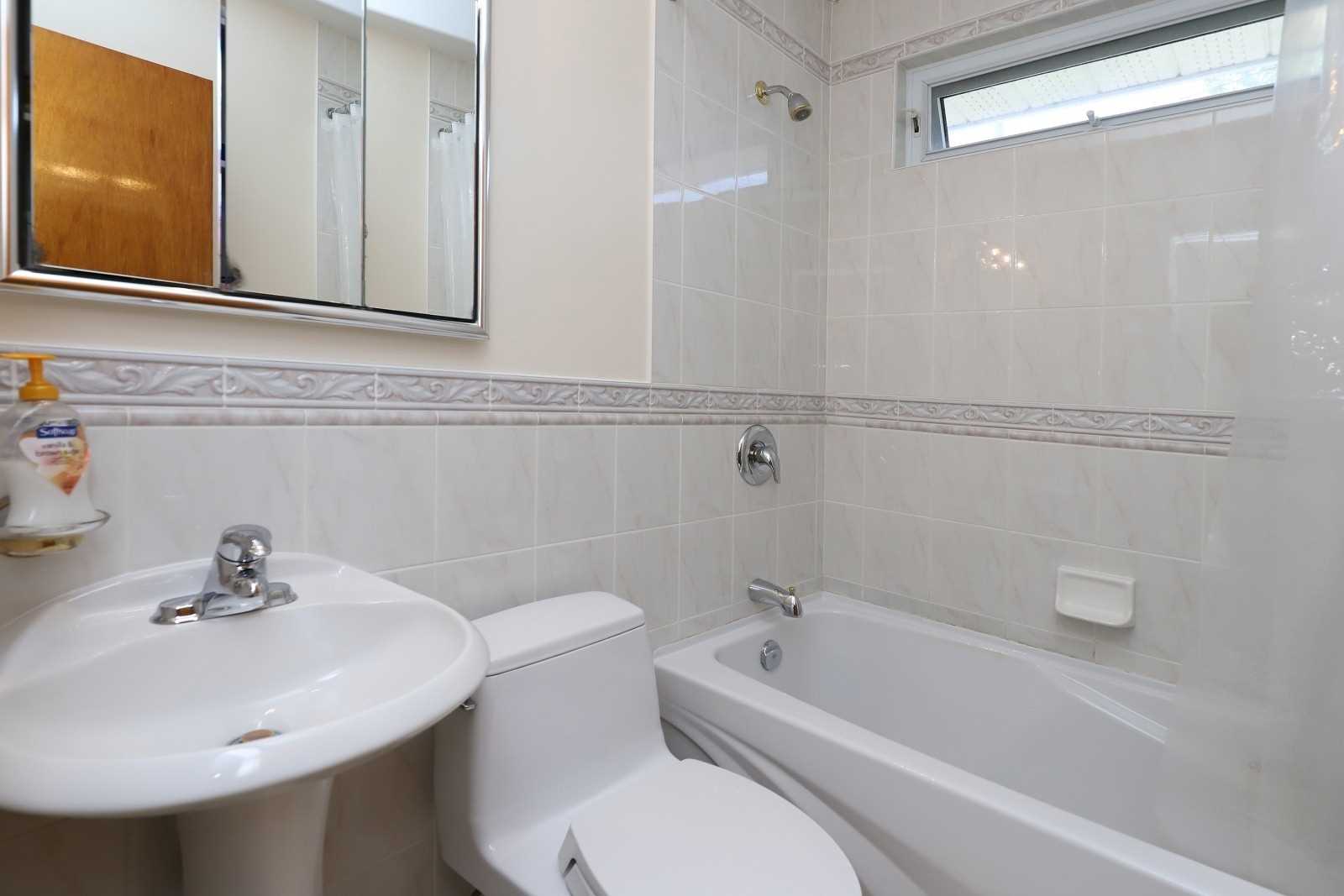 59 Heslop Rd