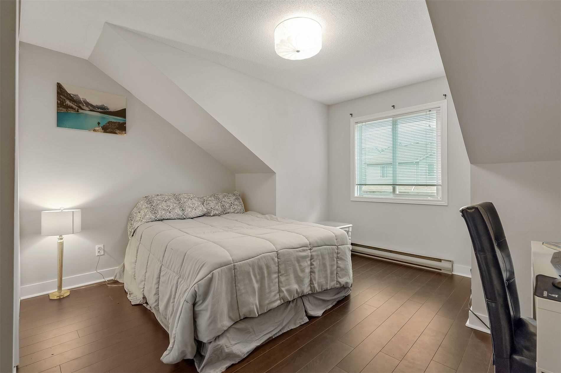 90 Lawrence Ave, #103