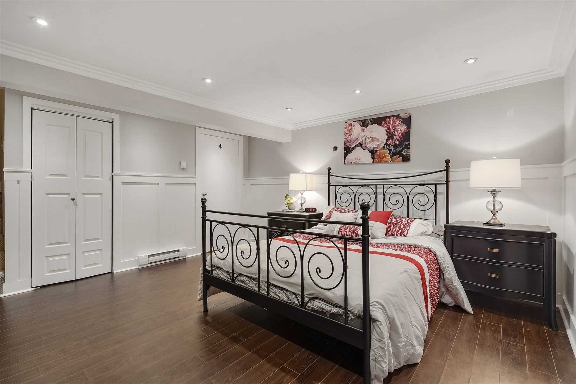 90 Lawrence Ave, #103