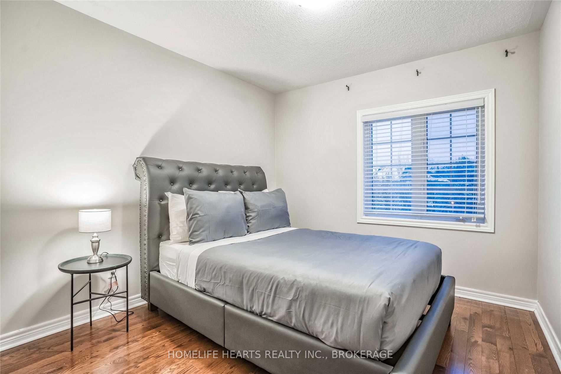 2360 Britannia Rd, #1