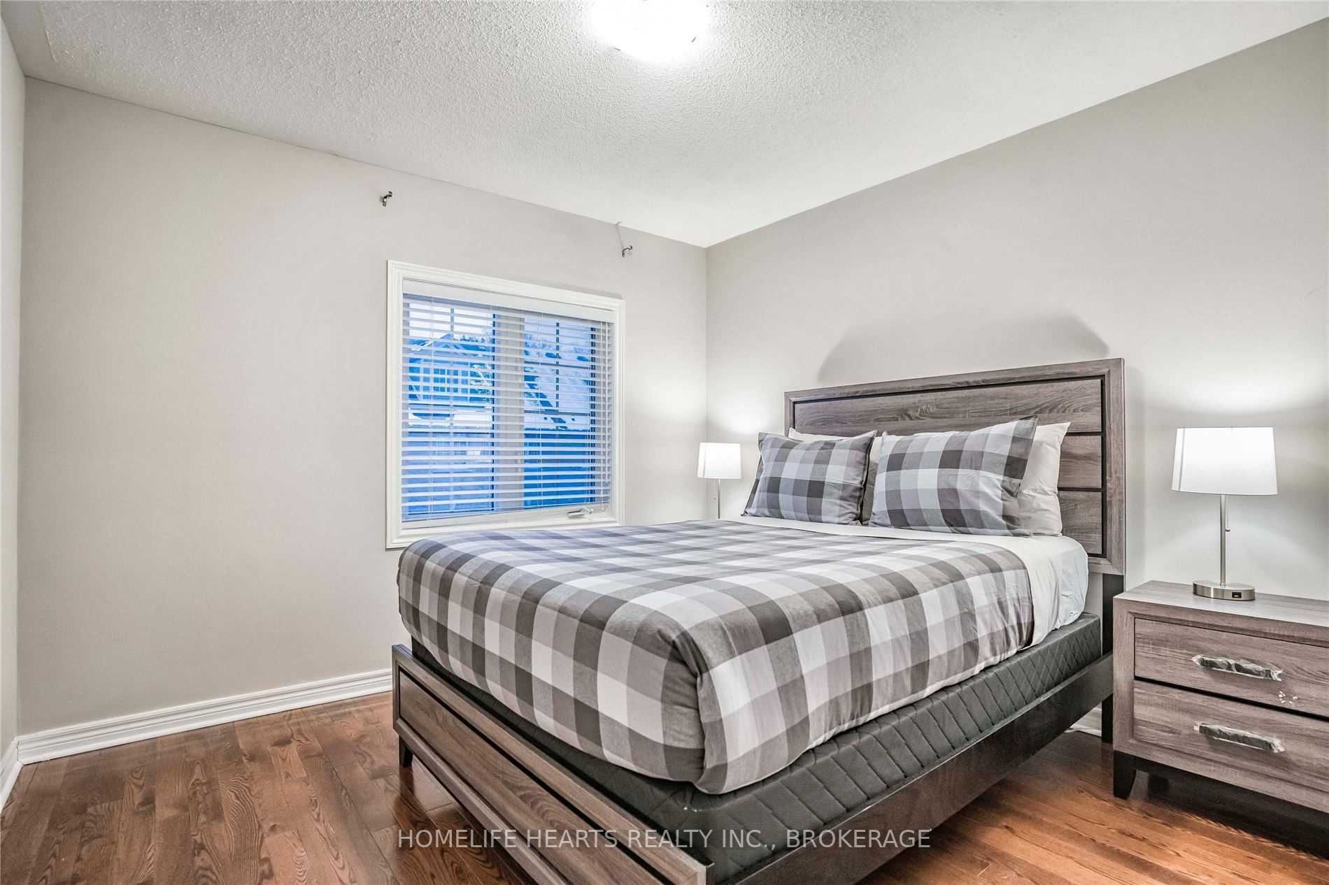 2360 Britannia Rd, #1