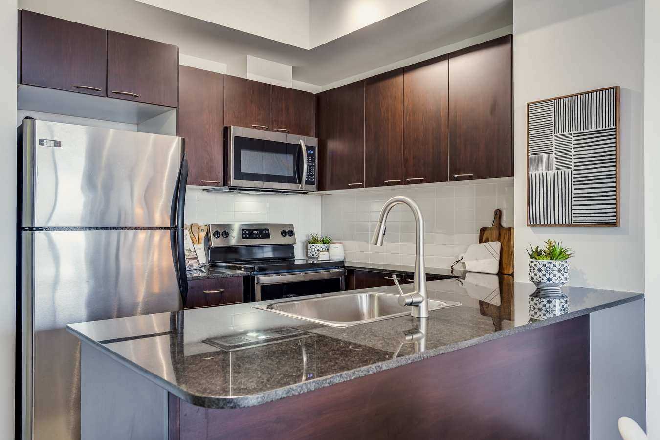 385 Prince Of Wales Dr, #2301