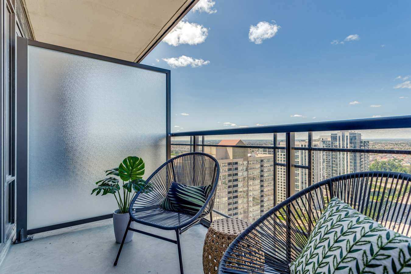 385 Prince Of Wales Dr, #2301