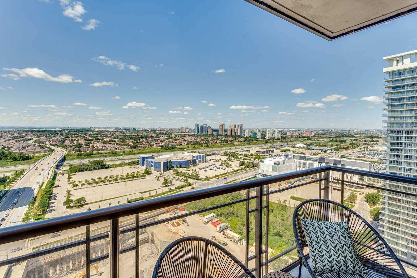 385 Prince Of Wales Dr, #2301