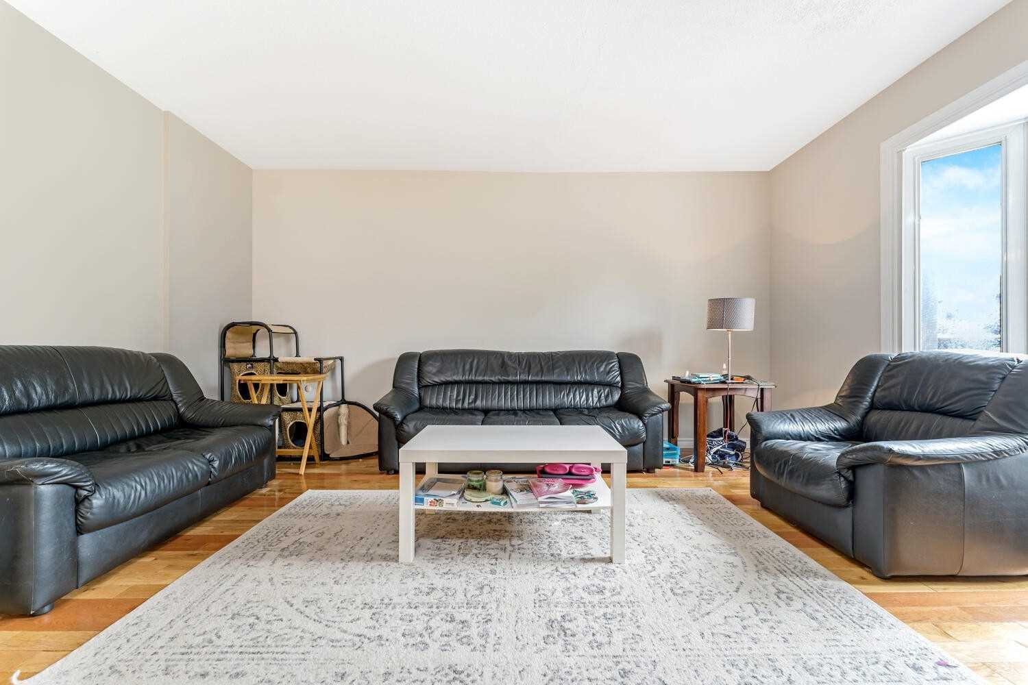 181 Satok Cres