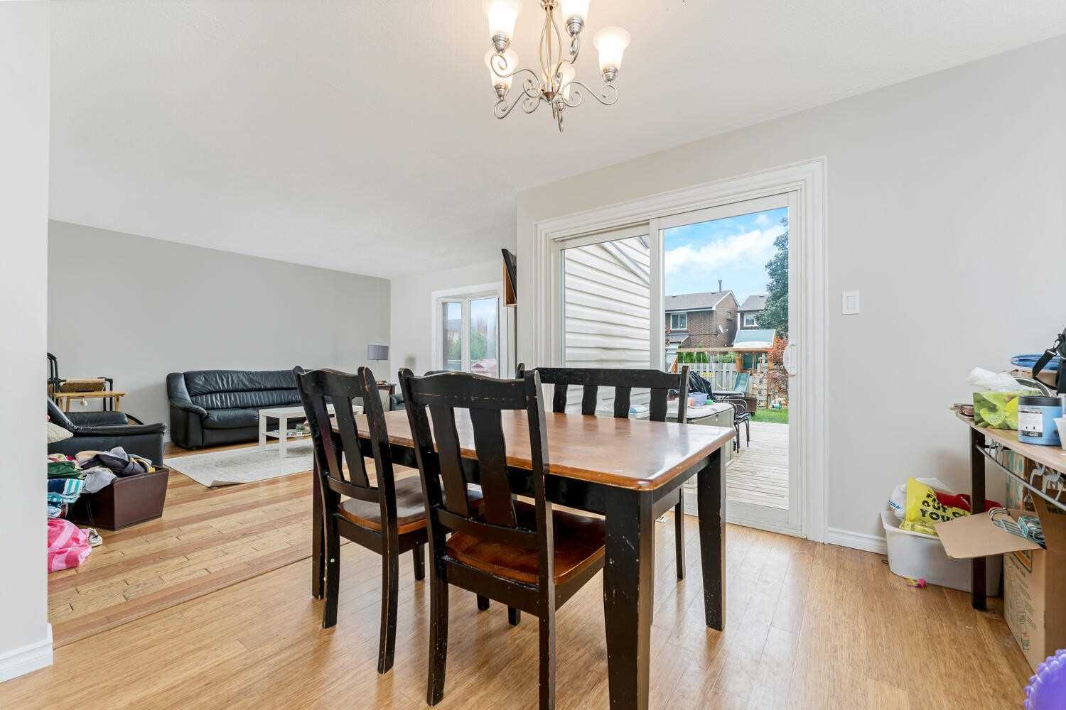 181 Satok Cres