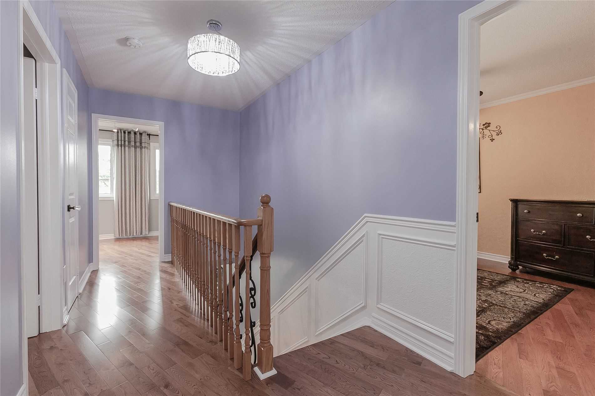 2273 Pell Cres