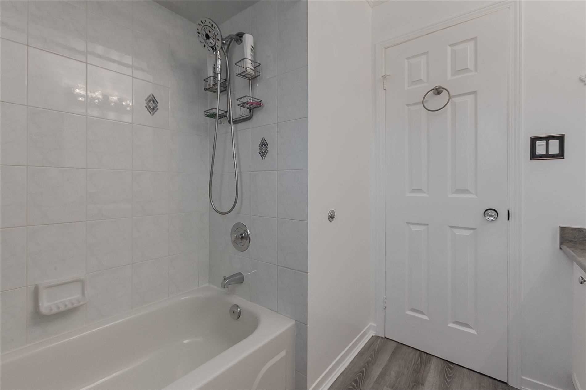 2273 Pell Cres
