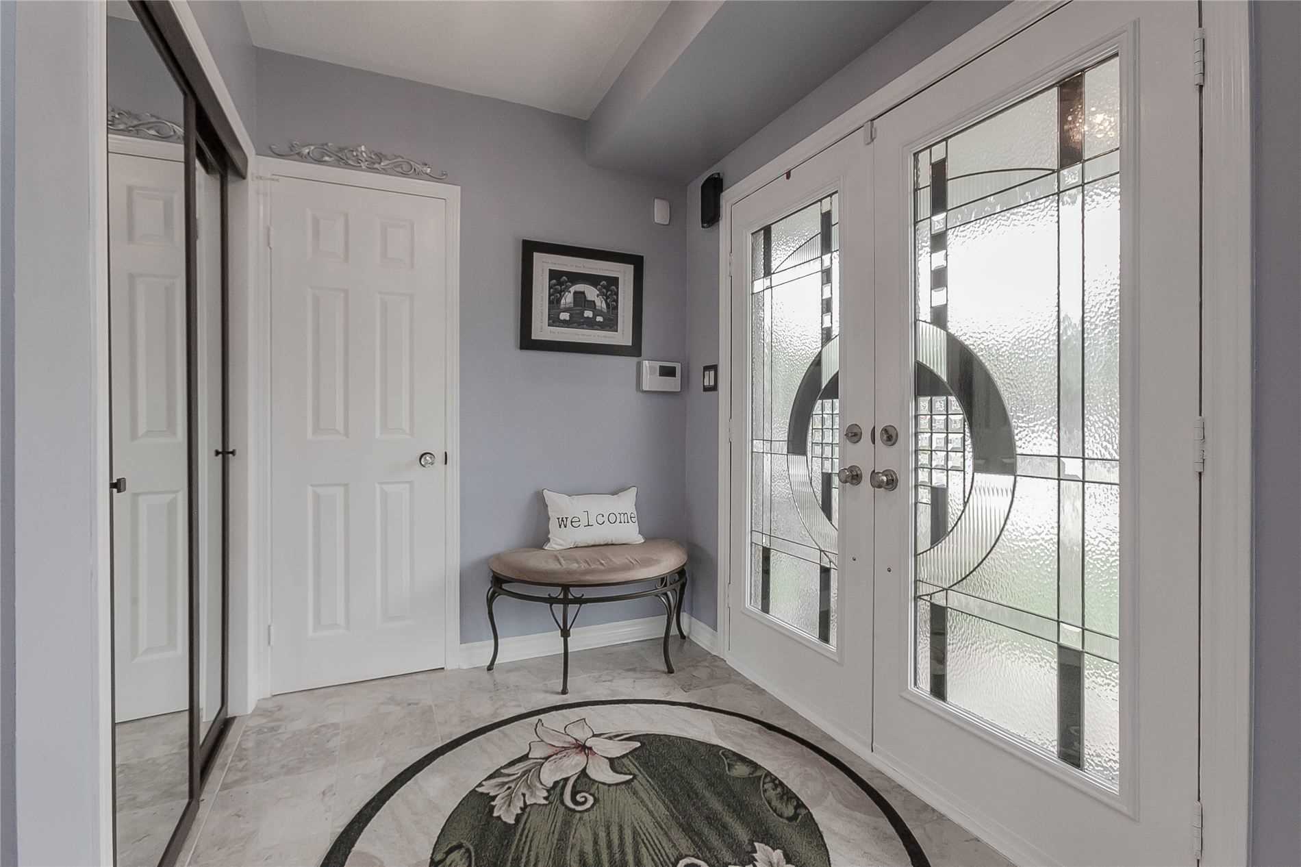 2273 Pell Cres