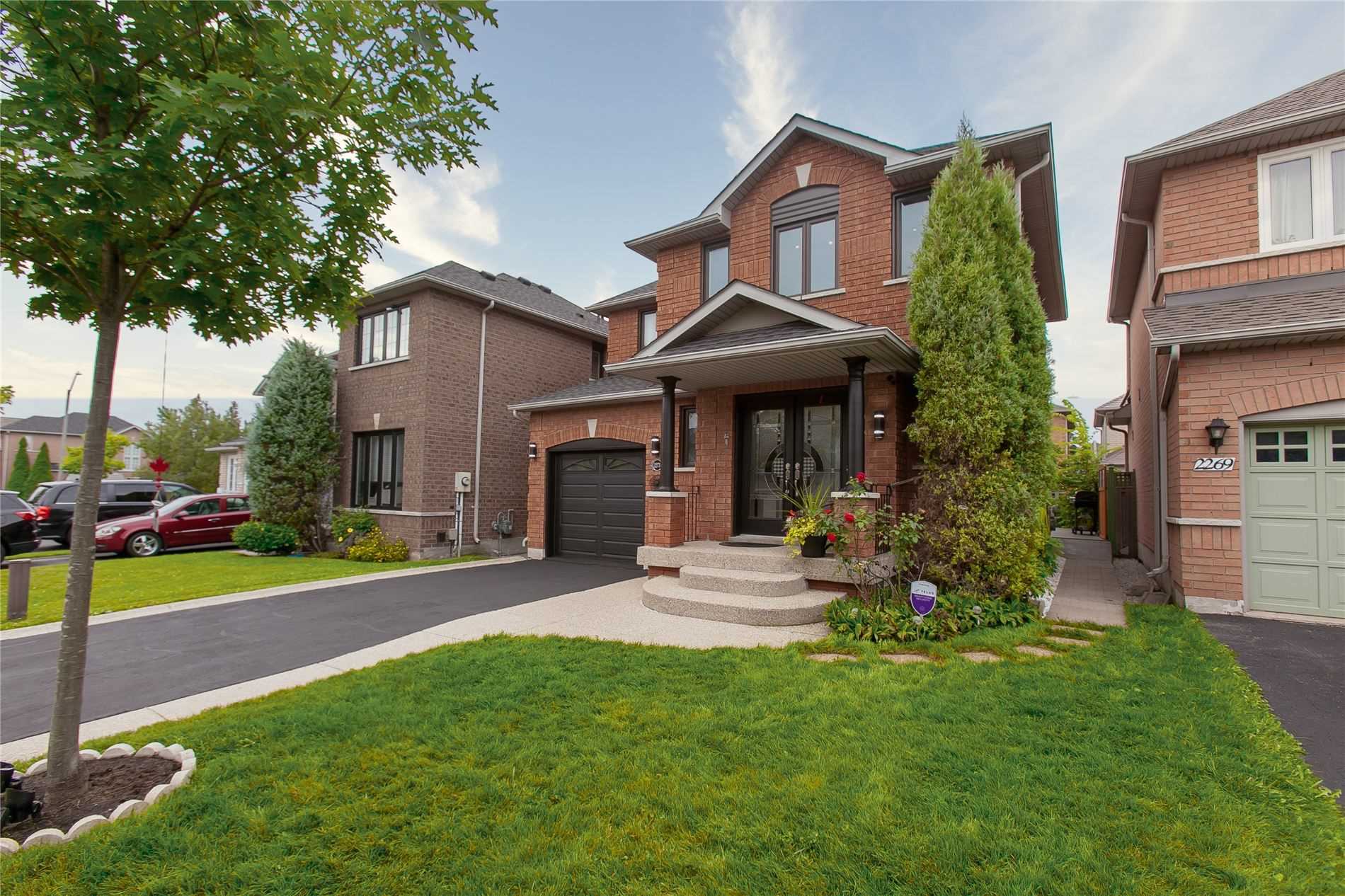 2273 Pell Cres