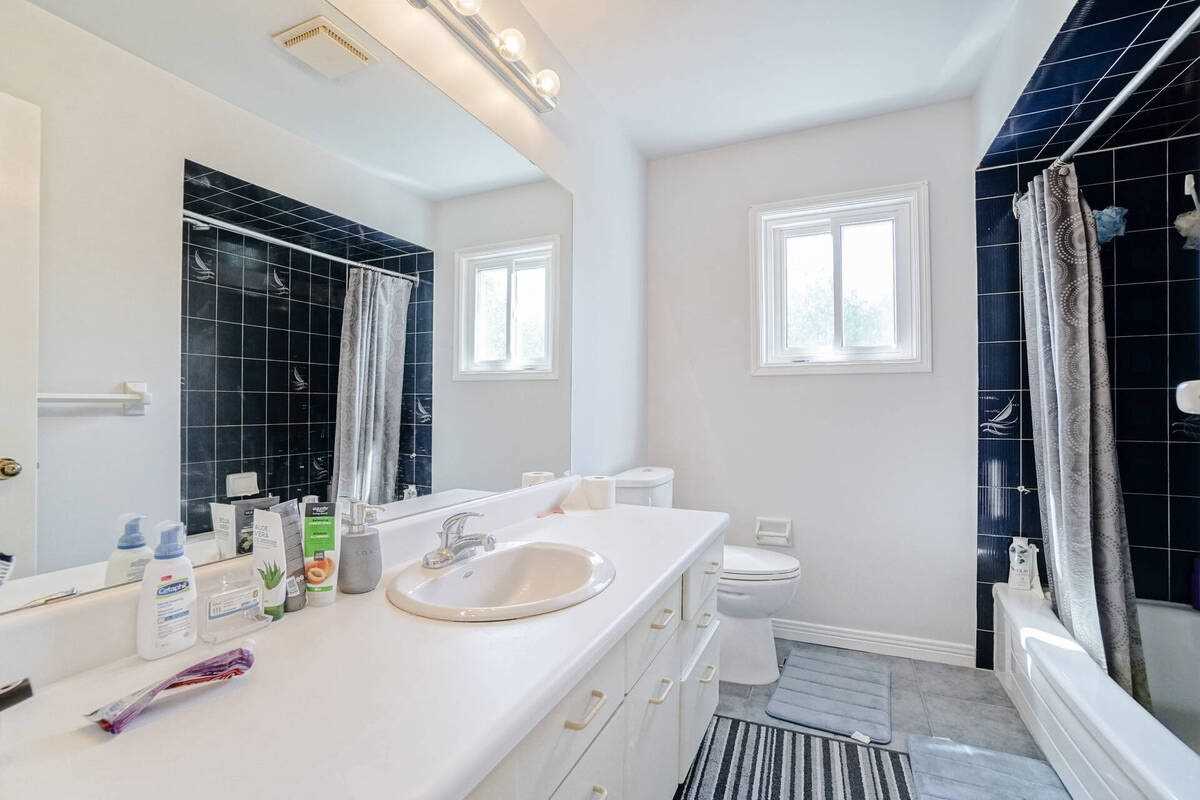 7 Keily Cres