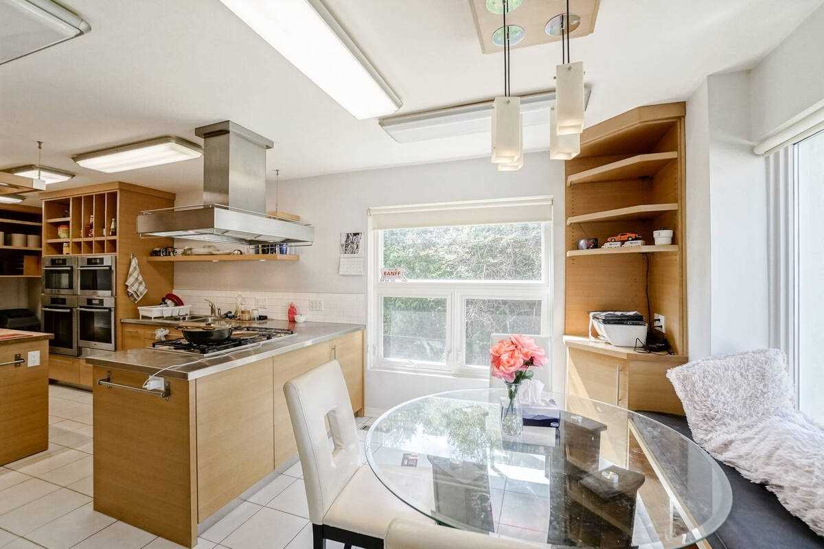 7 Keily Cres