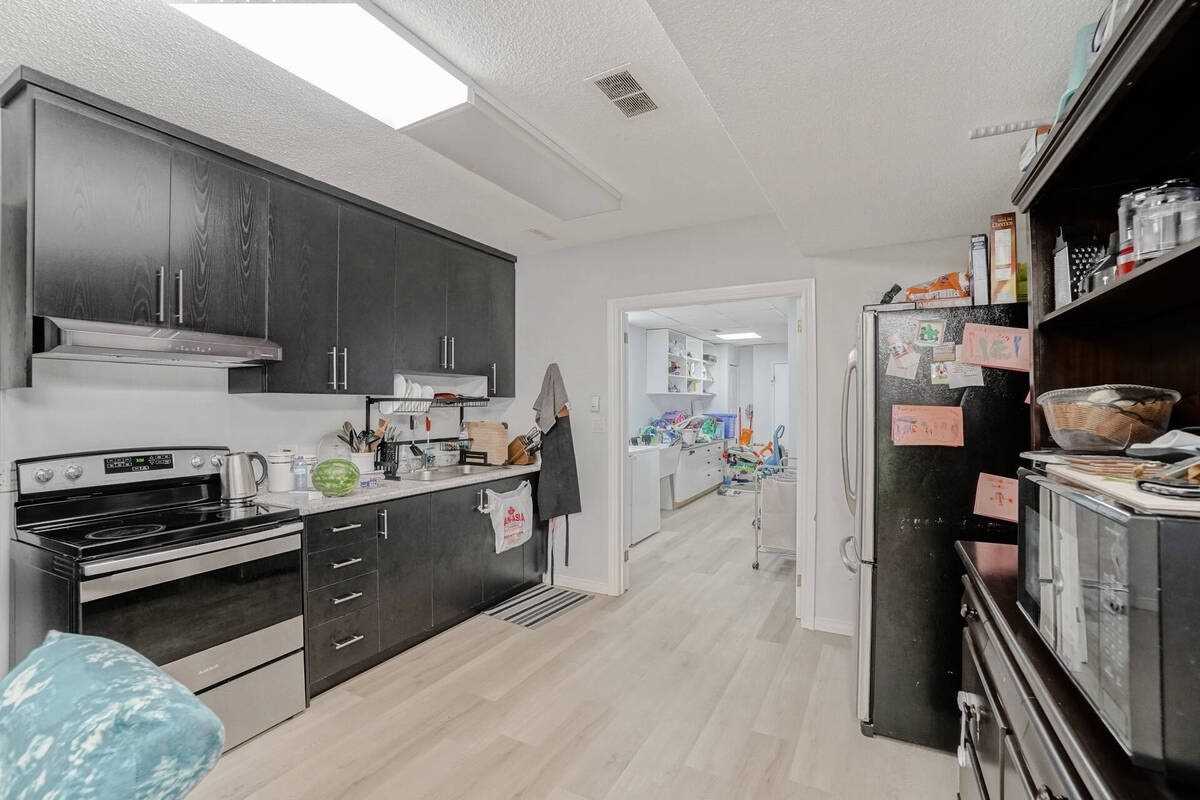 7 Keily Cres