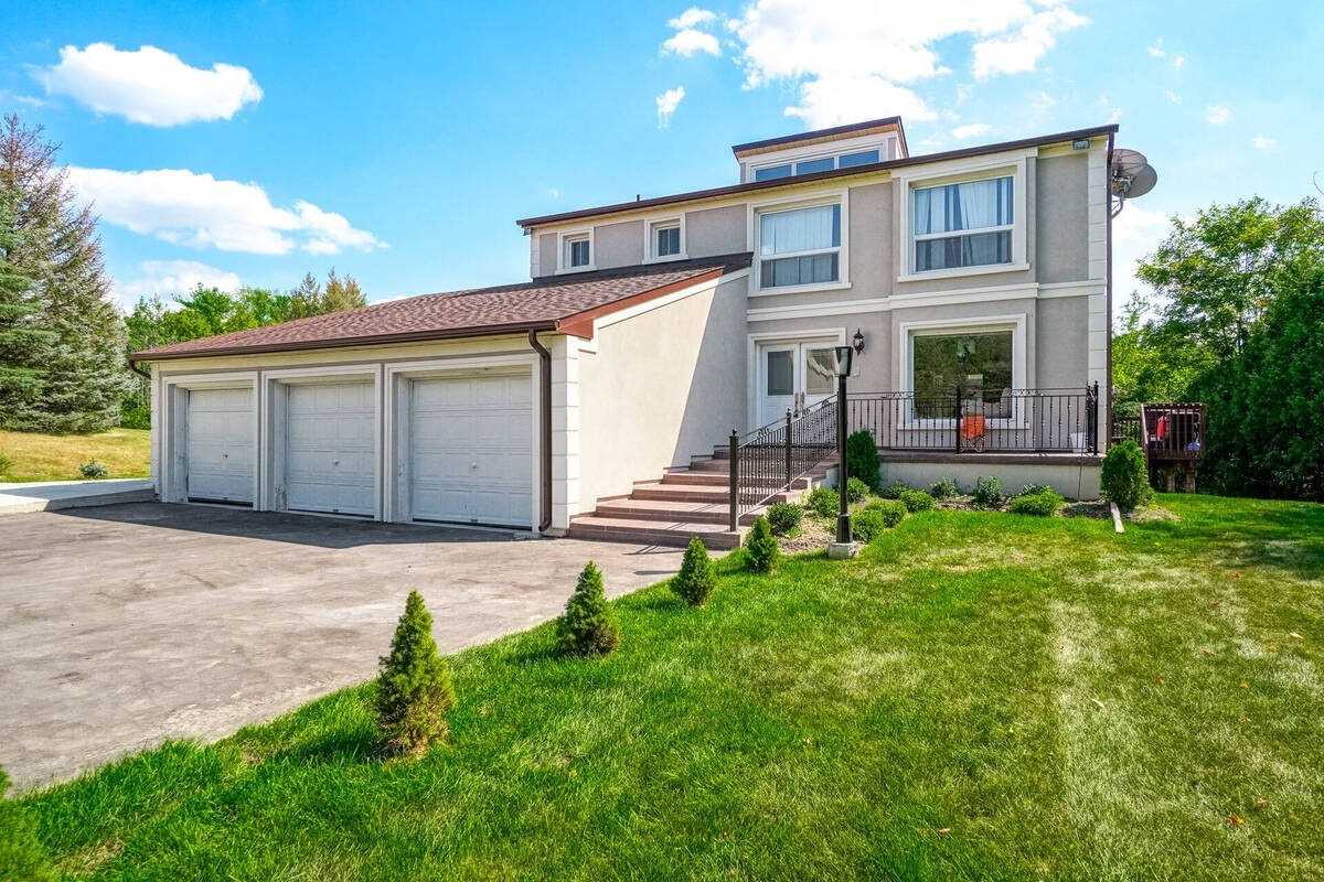 7 Keily Cres