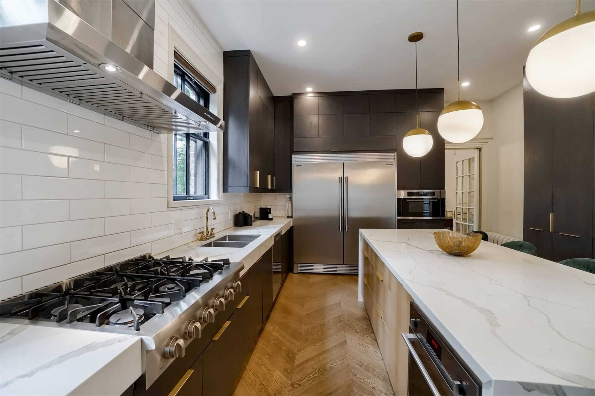 67 Main St S