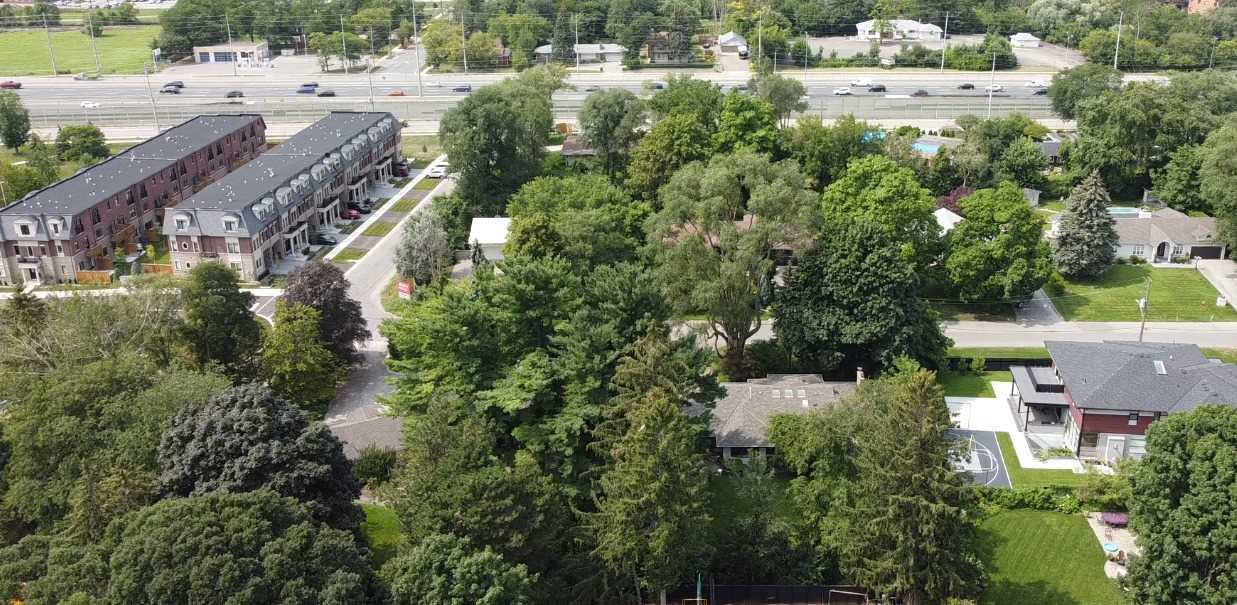 215 Briarhill Dr