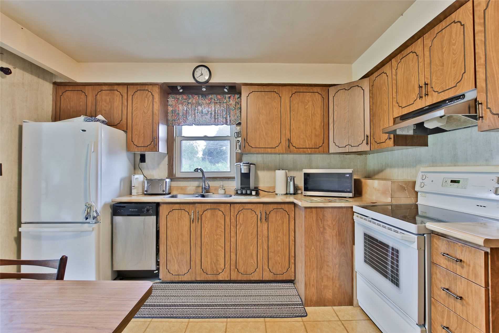 18 Brancaster Crt