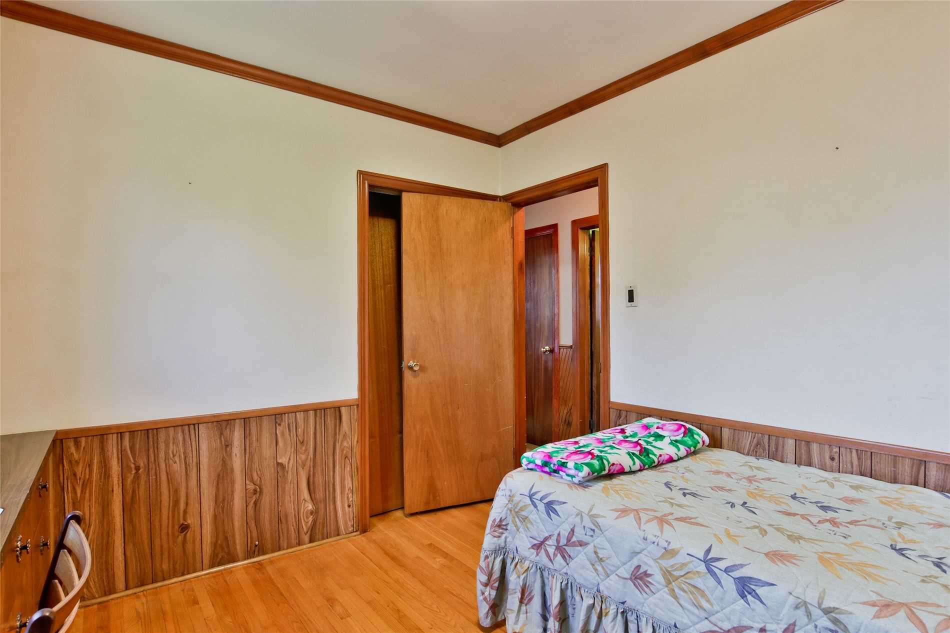 18 Brancaster Crt