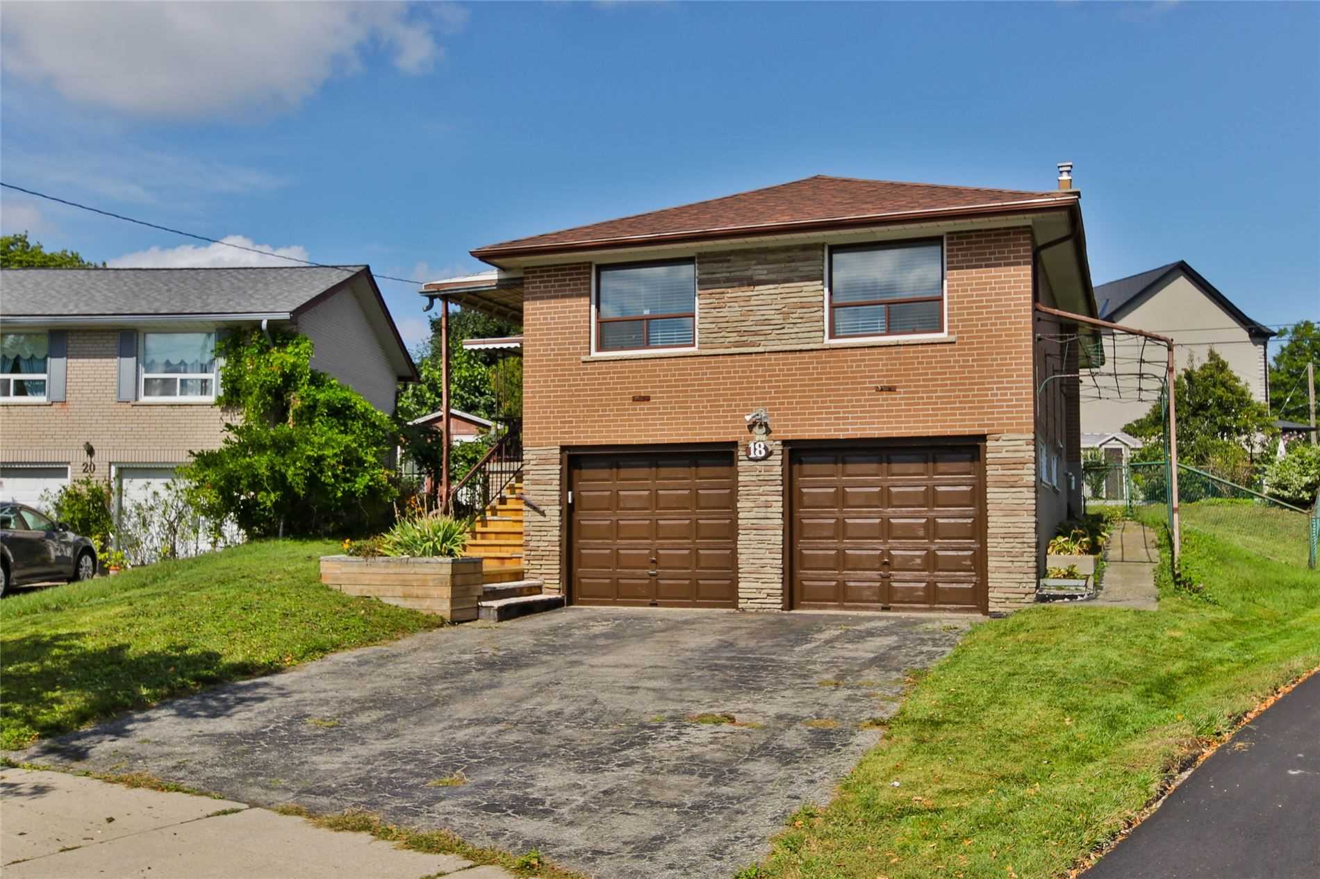 18 Brancaster Crt