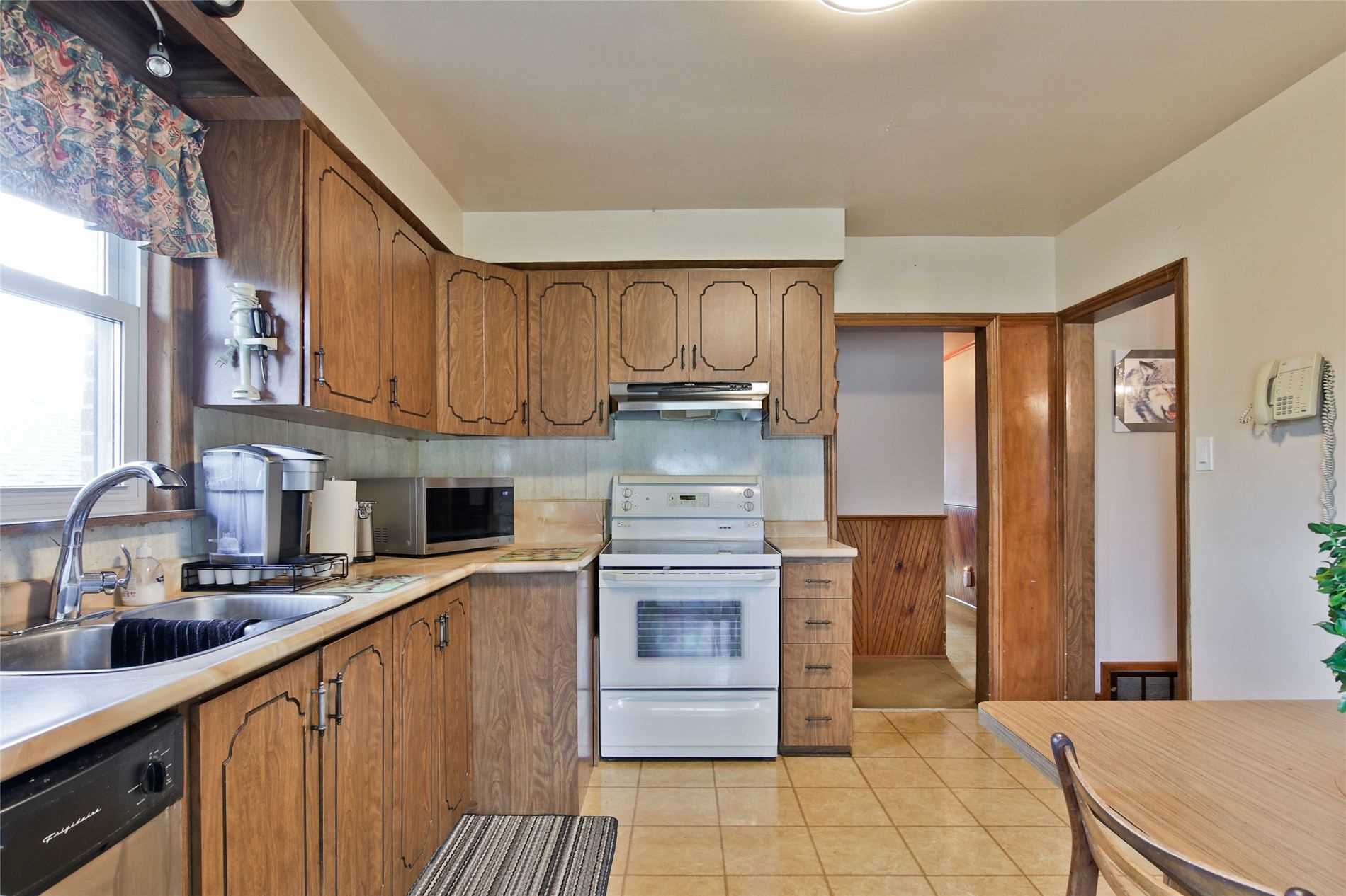 18 Brancaster Crt