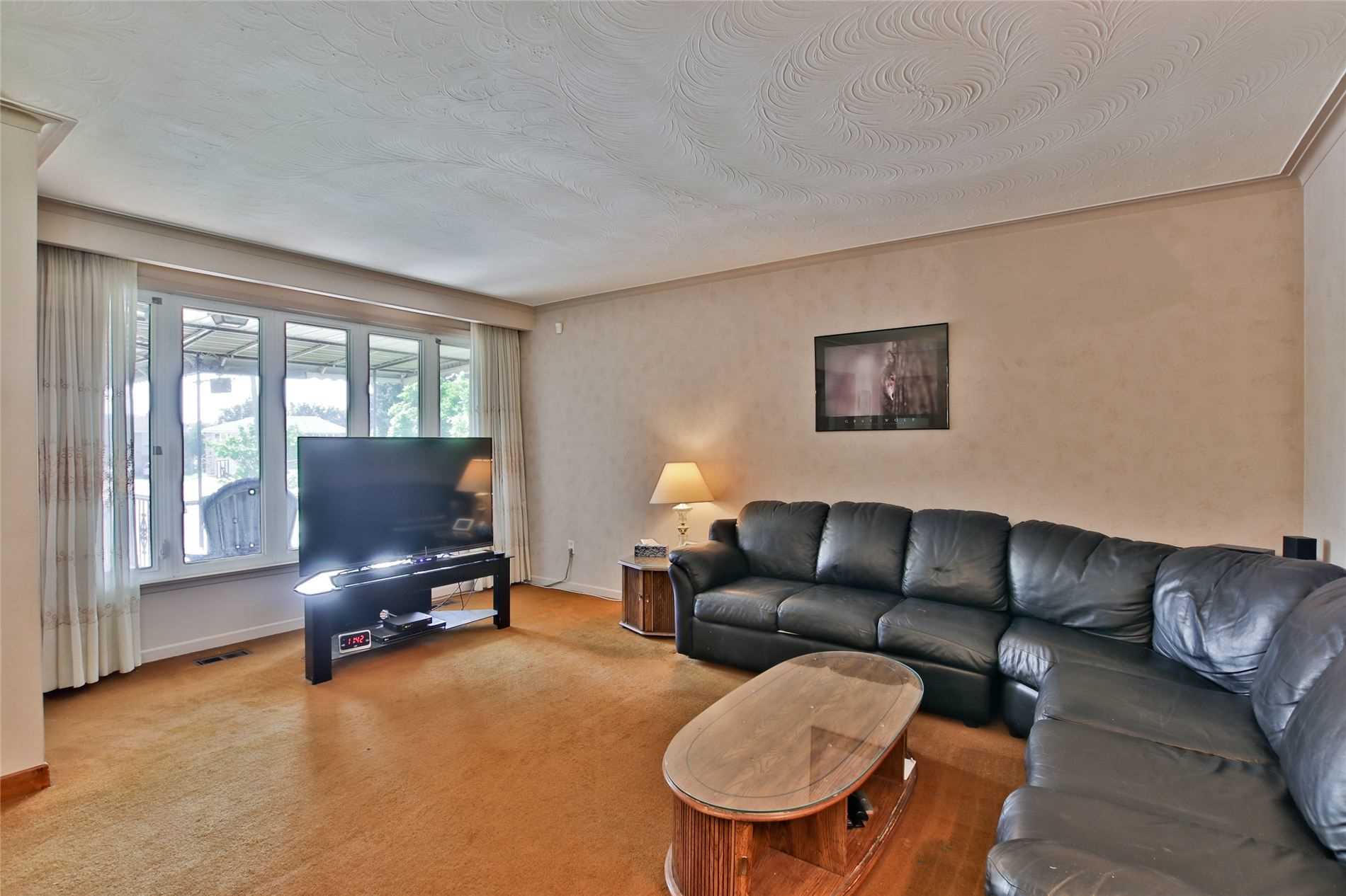 18 Brancaster Crt
