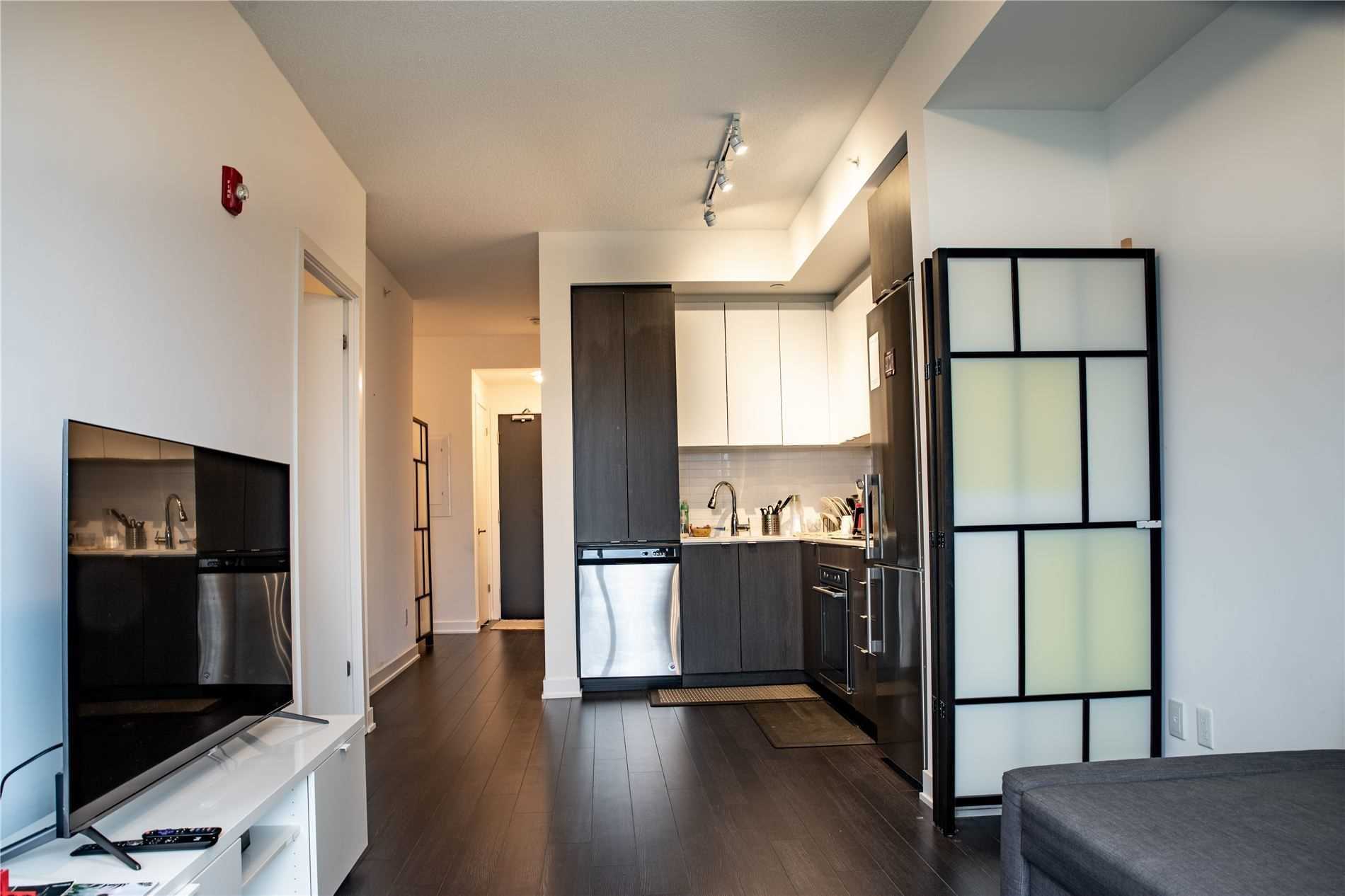 5230 Dundas St, #A403