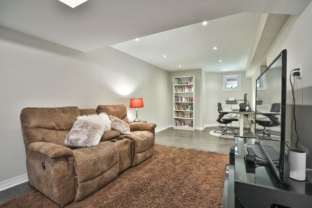 300 Ravineview Way, #19