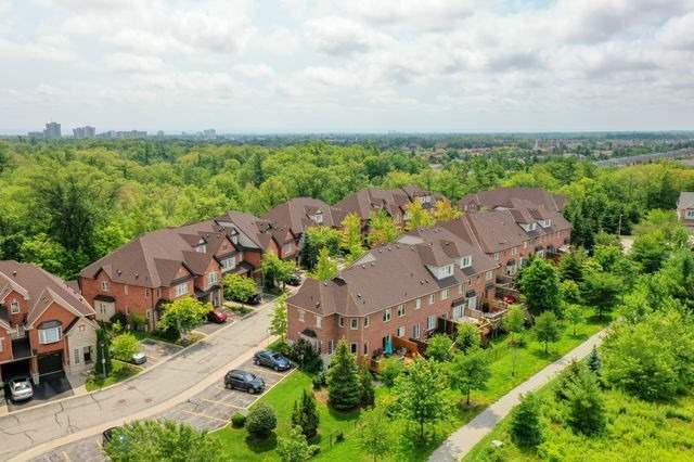 300 Ravineview Way, #19